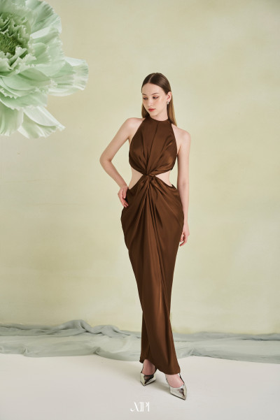 Silky (Brown) - Đầm Lụa Nâu Khoét Eo Kèm Váy Lót